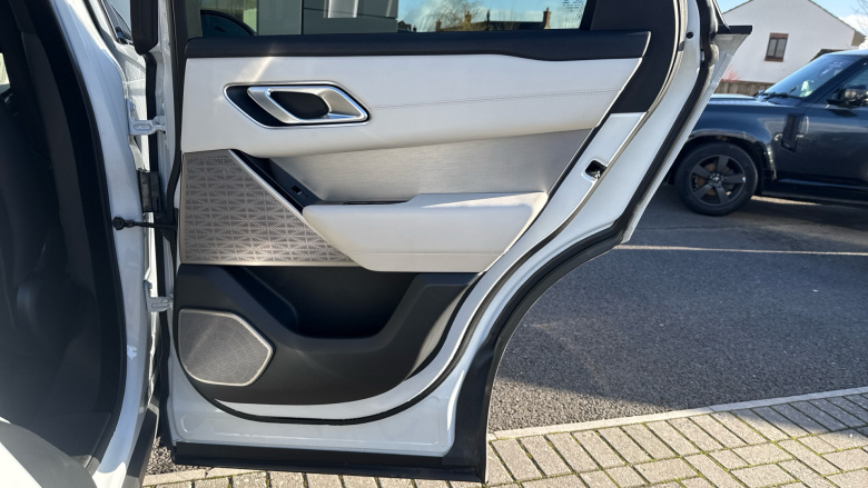 Land Rover Range Rover Velar 2.0 P400e R-Dynamic HSE 5dr Auto Estate